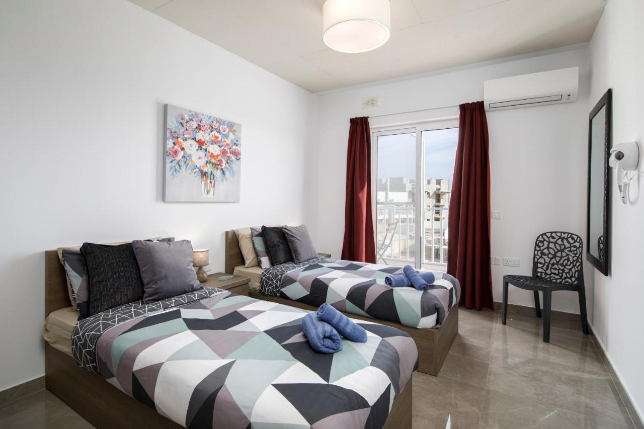 Hilltop Apartments - Stylish Comfort Living Close To The Sea, Bugibba เซนต์พอลส์เบย์ ภายนอก รูปภาพ