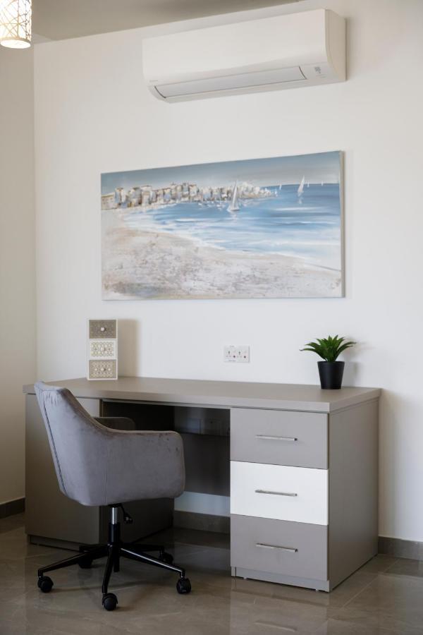 Hilltop Apartments - Stylish Comfort Living Close To The Sea, Bugibba เซนต์พอลส์เบย์ ภายนอก รูปภาพ