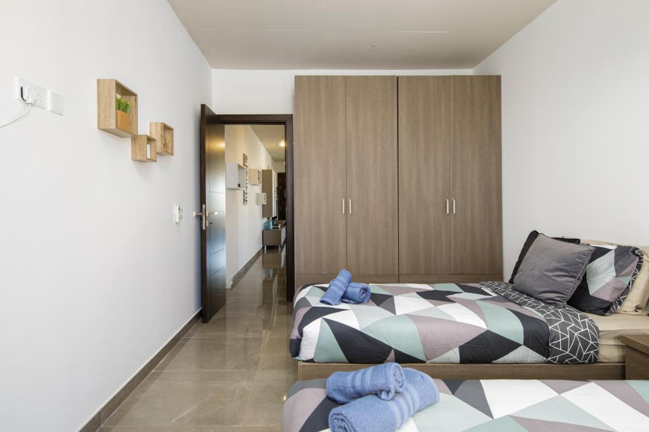 Hilltop Apartments - Stylish Comfort Living Close To The Sea, Bugibba เซนต์พอลส์เบย์ ภายนอก รูปภาพ