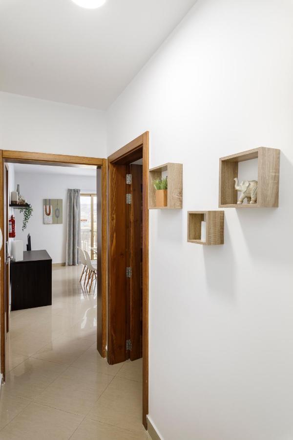 Hilltop Apartments - Stylish Comfort Living Close To The Sea, Bugibba เซนต์พอลส์เบย์ ภายนอก รูปภาพ
